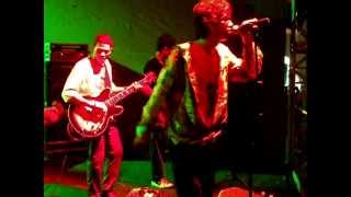 Vitrola Vinil - Medley: Kansas City/Hey Hey Hey (Beatles) :: Teresina 28/04/2012