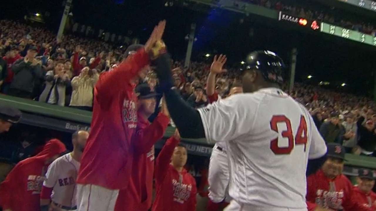 Ortiz walks, exits game to ovation - YouTube