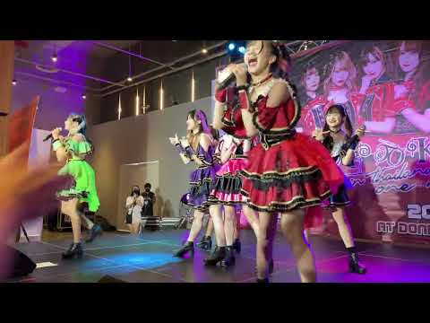 Siam☆Dream - Long Distance [READY TO KISS Back in Thailand one-man gig] @Donki Mall Thonglor