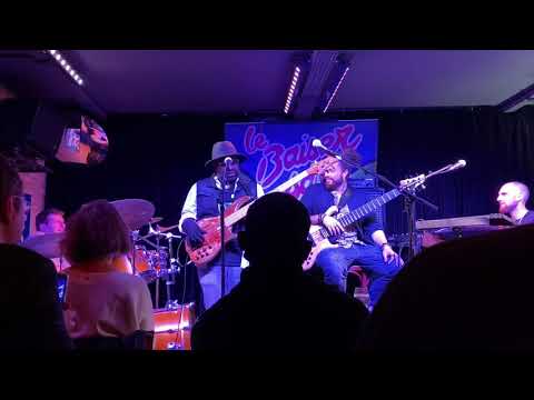 Etienne M’Bappé Bass Solo @ Baiser Salé Club !