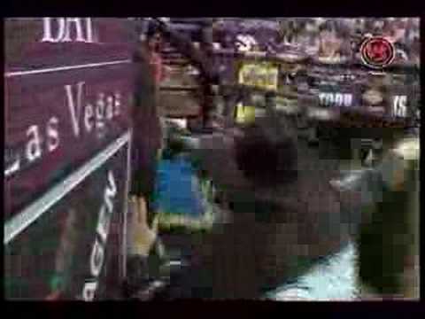 Sean Willingham Vs. Frank the Tank