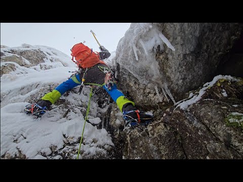 Vâlcelul Fata Babei 2A - Muntele Doamnele - Bucegi