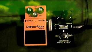 Video thumbnail for Distortion shoot out Boss DS-1 vs MXR Classic Distortion by willievega