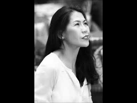 Thể hiện bởi Khánh Du