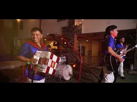 La Bandera SP x El Gerry - Me Va y Me Viene (En Vivo)