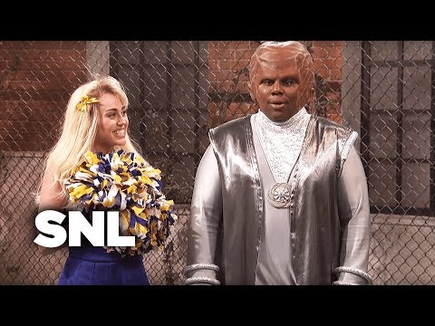Cheer Squad Abductions - SNL