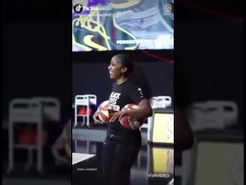 Tea cooper la basketteuse américaine qui  fait trembler le coeur des hommes sénégalais....