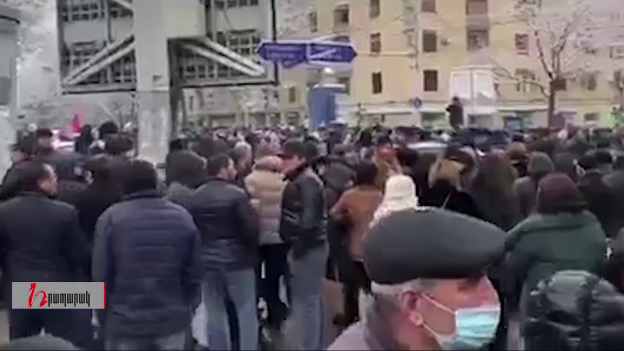 Ցուցարարները նաև փակել են Սայաթ Նովա - Աբովյան խաչմերուկը