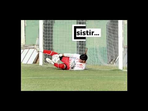 Arquero ataja tres penales en una final del futbol argentino.