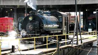 preview picture of video 'Savannah Central Steam Locomotive on the Turntable (GSRM, Savannah, GA)'