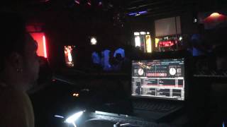 DJ CENGIZZ vs. BASS iLL EURO - How Low Remix ( Turkish Delight Casablanca 4.4.2010)