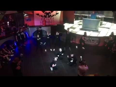 Sis n Bro, club city