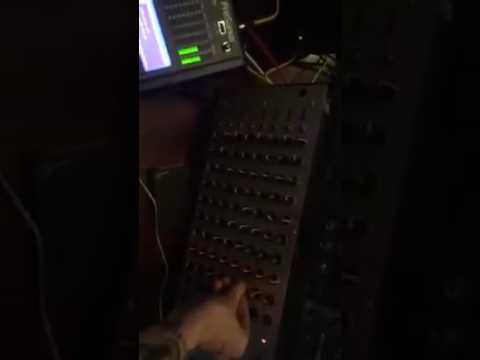 deadmau5 Mixing On his Home Set
