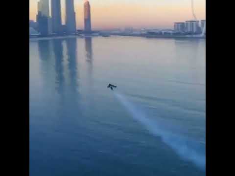 “Jetman hitting speeds of 400kmh   One step closer to 100% autonomous human flight! ⠀ 🌺🌺Follow @e