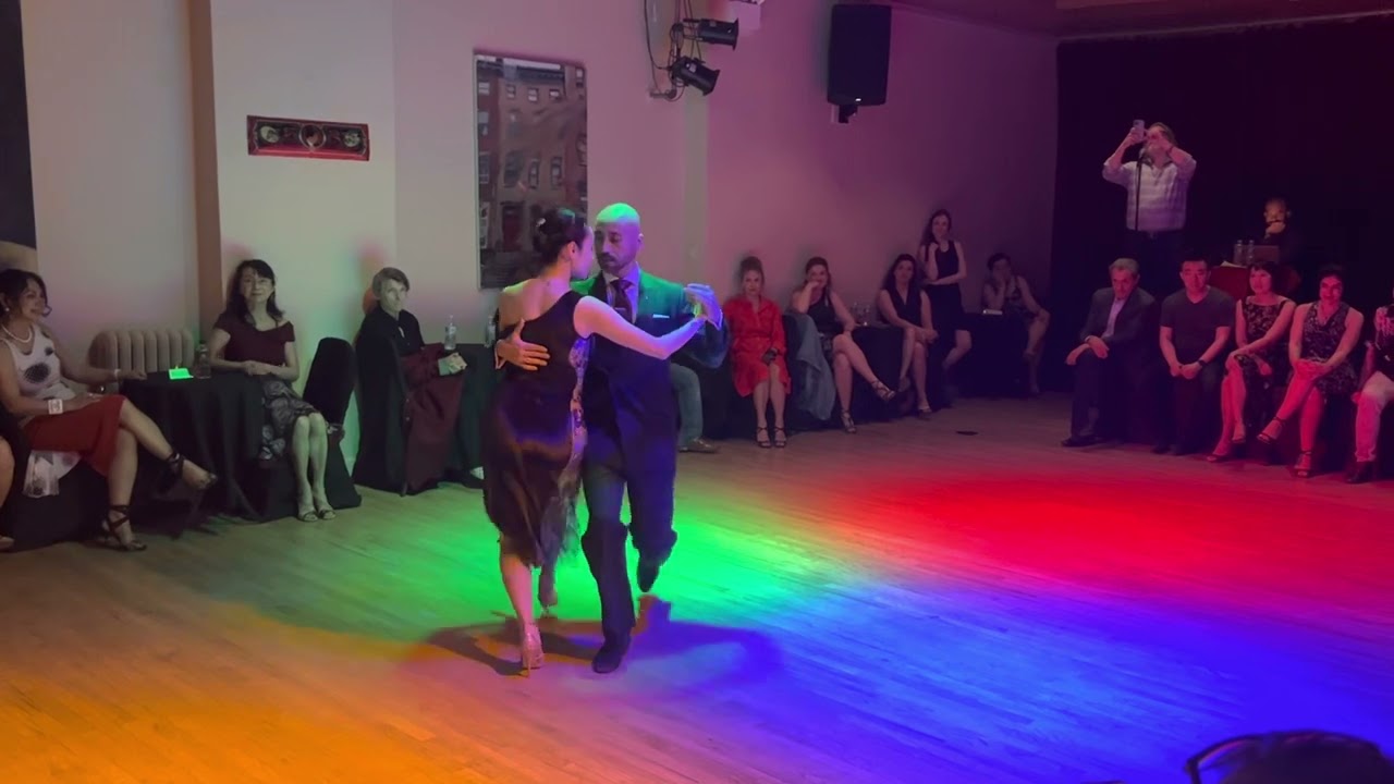 Hoi Shan Leung y Orlando Reyes Ibarra milonga performance on La Nacional on 20230608