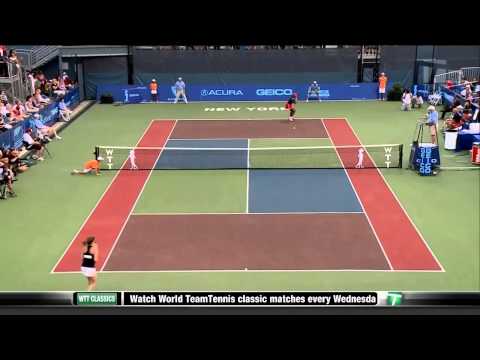 Martina Hingis vs Serena Williams Highlights From 2011 WTT Sportimes vs Kastles