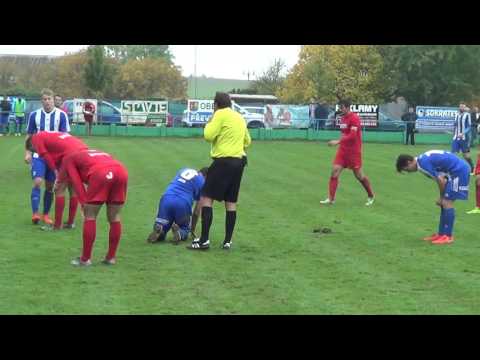 00421 Faul na Petra Mužíka v utkání Převýšov-Jiskra 1:1 na PK: 2:4, který předcházel gólu na 1:1
