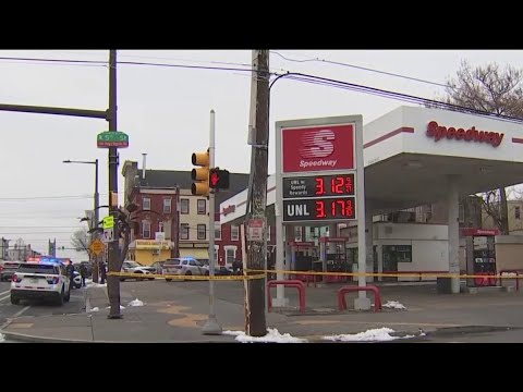 3 people injured in 2 separate shootings in Philly on Sunday morning