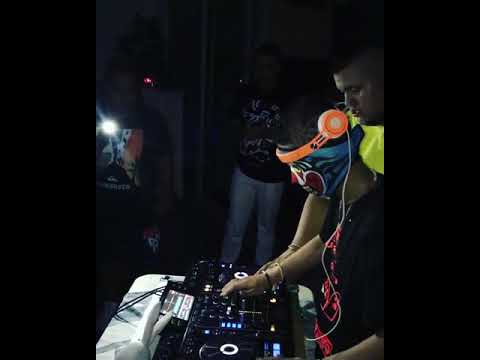 FUMARASTTEN y sus mezclas maravillosas😎👊👏🎧