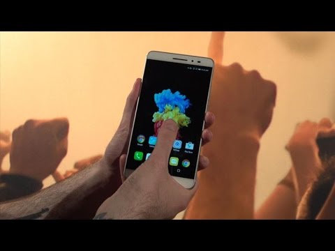 Full-sized Lenovo Phab fills your pocket