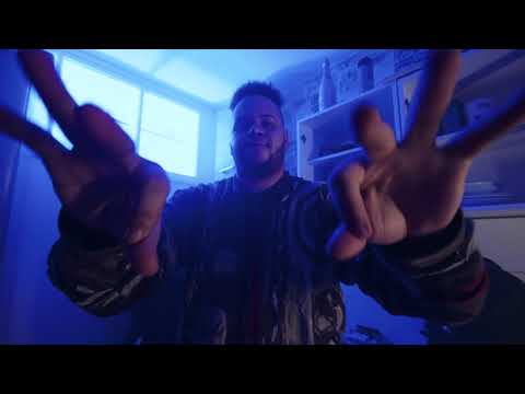 OSSAS - UNTEN NACH OBEN (Official Music Video) PROD. BY OVERSHIAAT x KIIDCODY x SICARIO