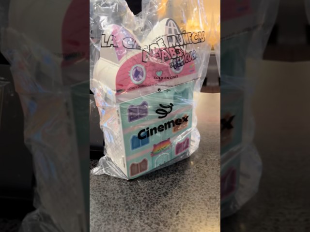 Vídeo relacionado con Figuras familiares de casa de muñecas, juego de personas de madera, grupo de figuras flexibles, colección de escenas de juegos de rol, grupos largos de muñecas, salas de juegos creativas, salas de
