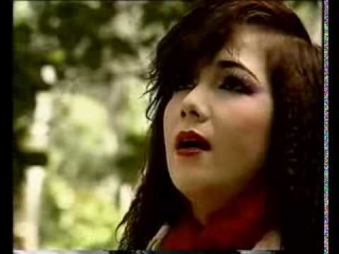 Thể hiện bởi Nhã Phương