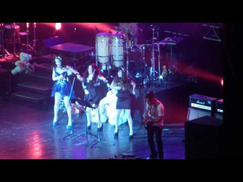 Natalia Oreiro Caliente 10.12.2013