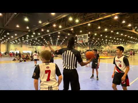 Mercado Basketball 13U Vs Bay City