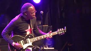Joe Louis Walker LIVE! SUGAR MAMA Guitar Blues INTENSITY Tremblant Blues Festival Canada 2009
