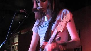 Speedy Ortiz - Dot X (Execution Van) (Live @ 100 Club, London, 16/08/14)