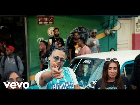 Junior Prestige - Yo Entro En To (Video Oficial)