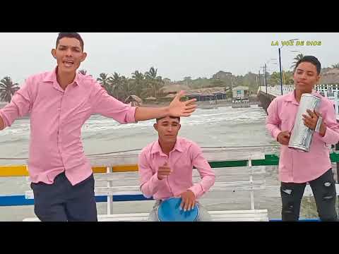 De Gloria En Gloria (Video Oficial) - La Voz de Dios