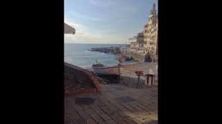 preview picture of video 'Genova, nel borgo di Boccadasse'