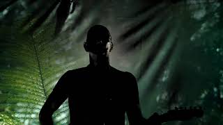 Manson's Child : I Know Where Syd Barrett Lives   (Dean Tracy)