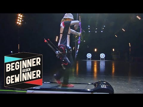 Bogenschießen: Lisa Unruh schießt vom Laufband | Teil 2 | Beginner gegen Gewinner | ProSieben