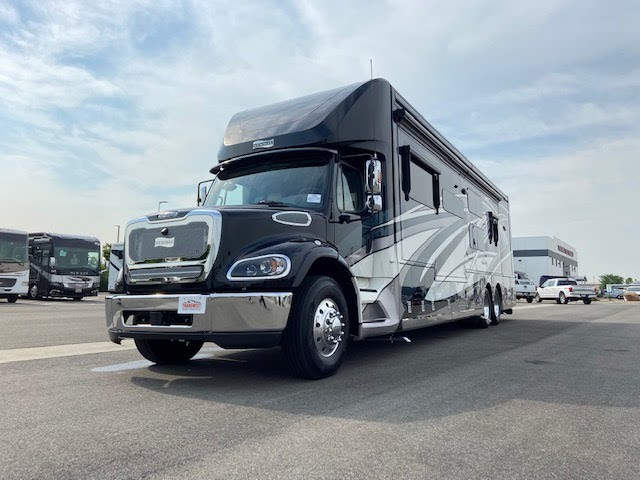 Preview image of 2022 Newmar Supreme Aire 4590 youtube video