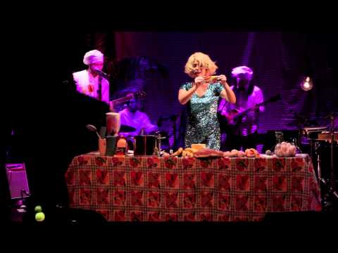 Palavras Cruzadas #6: Silvia Machete + Carolina Bianchi + Opavivará! // Macarrão com linguiça