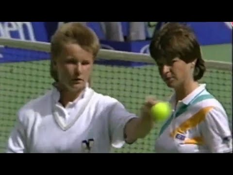 AO 1988 WD QF : M. Navratilova/Pam Shriver vs Hana Mandlikova/ Jana Novotna (full match)