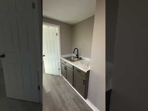 1712 Carolina St - Video 2 of 2