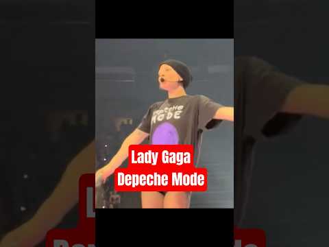 Bautista Cuenta Cuentos "Lady Gaga con la camiseta de SOFAD de Depeche Mode 6 de agosto de 2025"