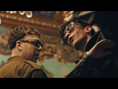 HALO - Quevedo ft. La Pantera (Official Video)