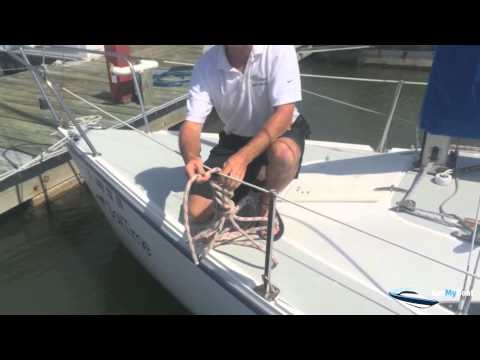 Boating Tips & Tutorials: Storing Your Dock Lines on the Lifeline