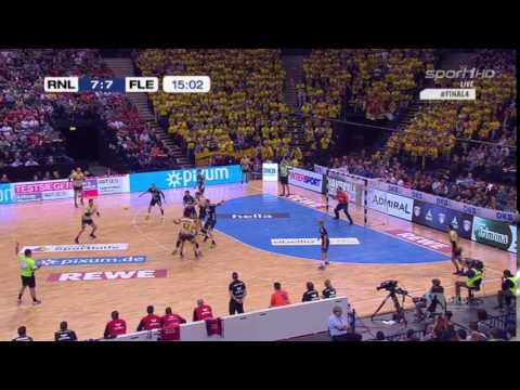 REWE Final Four: Andy Schmid mit dem Hammer