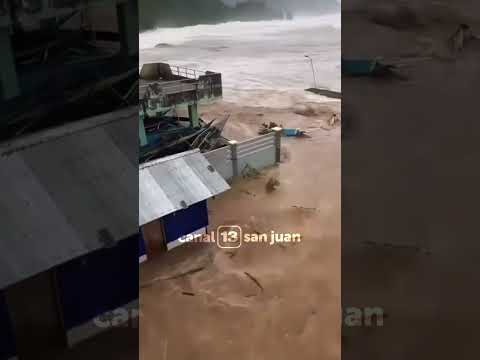 Impactantes imágenes: así llegaron las primeras olas de tsunami a Filipinas tras un fuerte terremoto