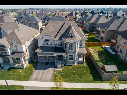 35 Martin Byrne Drive Brampton