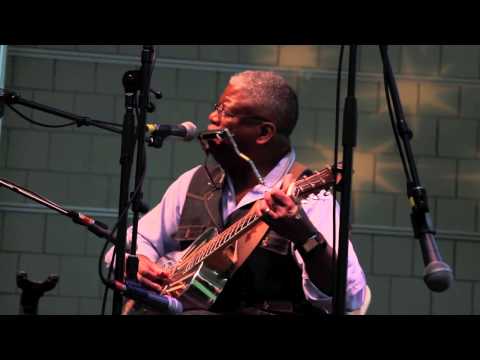 Rev Robert B Jones - Kind Hearted Woman