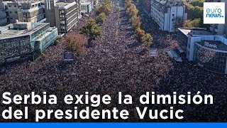 Serbia exige la dimisión del presidente Vucic ante el Parlamento de Belgrado
