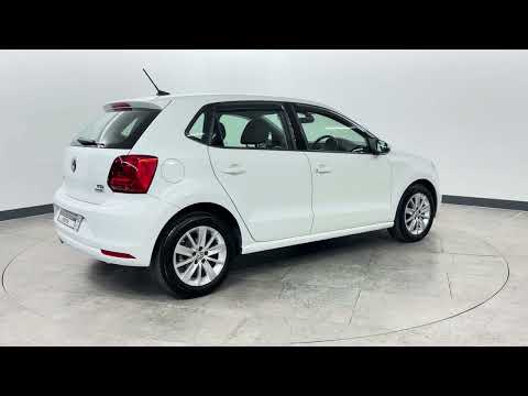 Volkswagen Polo COMFORTLINE 1.2 PETROL AUTOMATIC O - Image 2