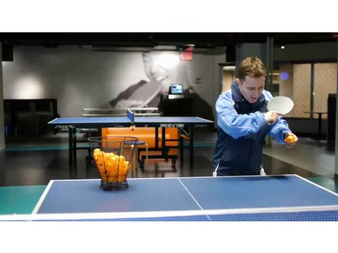 卓球のバックハンドプッシュのやり方｜卓球 (How to Do a Table Tennis Backhand Push | Ping Pong)